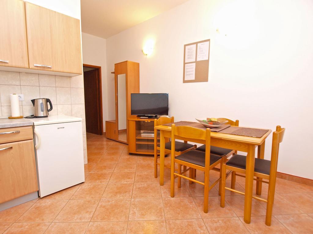 Apartment Claudio 1136 Galizana Екстер'єр фото